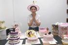 Song Ji Hyo để mặt mộc vẫn đẹp xuất sắc trong tiệc sinh nhật tuổi 39