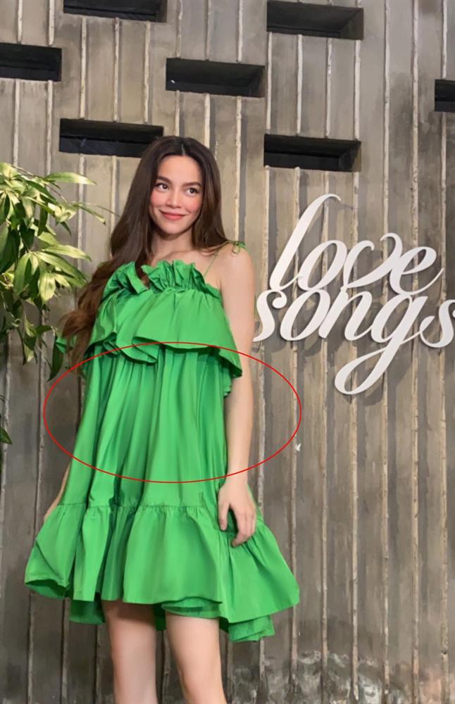 Hồ Ngọc Hà để lộ bụng bầu lấp ló ở những tháng cuối thai kì-1