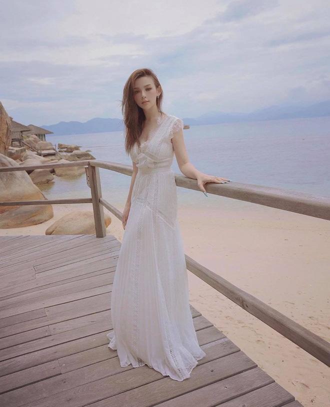 Huyền Baby khoe ảnh gia đình đẹp đều, nhìn mãi mới đoán đúng vị trí của người mẹ-4