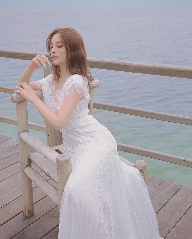 Huyền Baby khoe ảnh gia đình đẹp đều, nhìn mãi mới đoán đúng vị trí của người mẹ-5