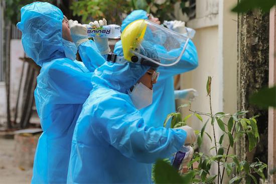 Lịch trình của 14 ca Covid-19 mới ở Đà Nẵng: 1 người từng tiếp xúc với 7 bệnh nhân khác