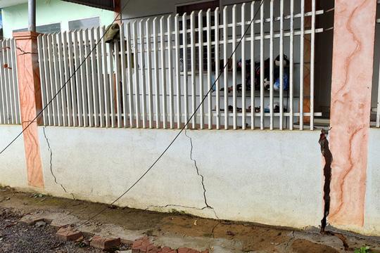 Kinh hoàng hố tử thần, người dân Lai Châu nháo nhào bỏ chạy trong đêm-3