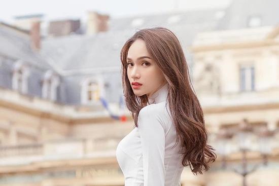 Hoa hậu Hương Giang hé lộ điểm thi tốt nghiệp toàn con số 'khủng'