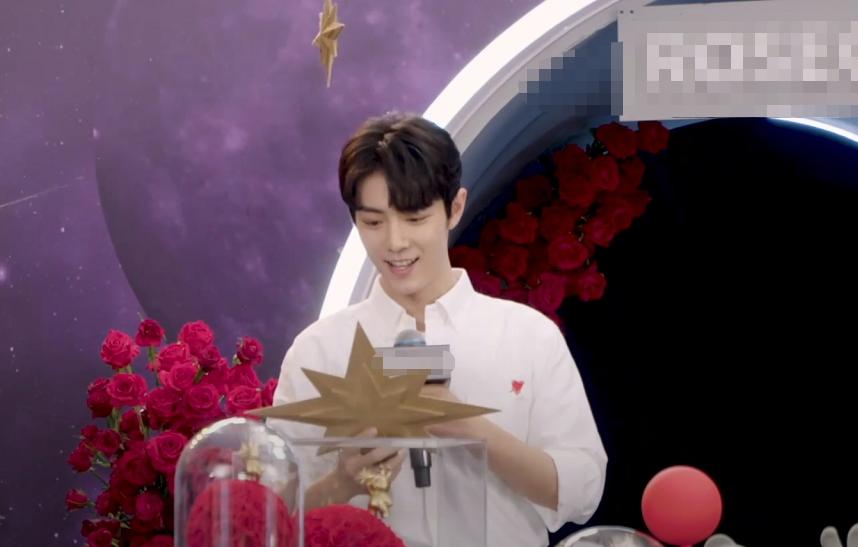 Lộ diện sau gần nửa năm ở ẩn, sức hút của Tiêu Chiến vẫn khủng khiếp-6