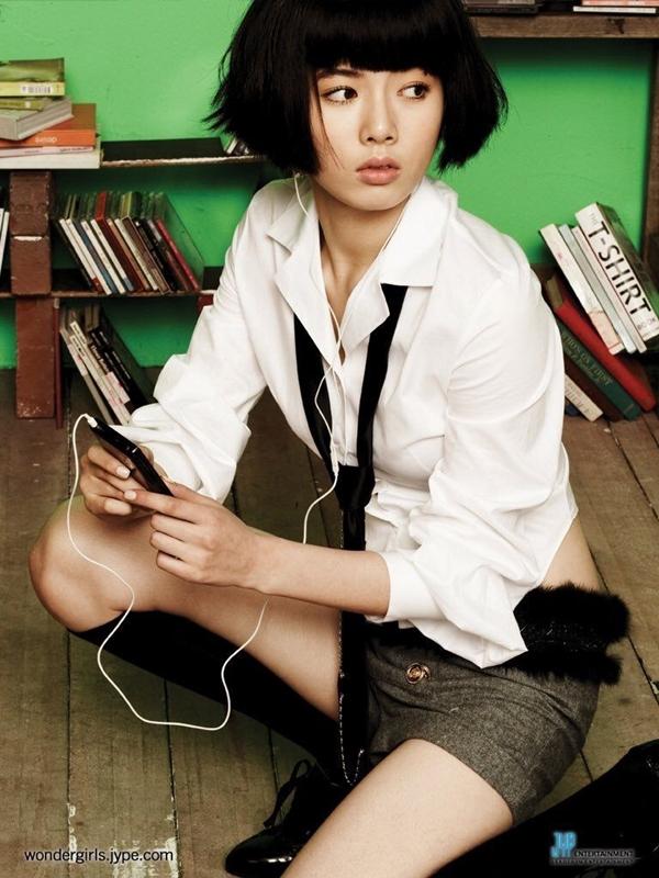 Loạt thần tượng K-Pop đánh mất tuổi thơ khi debut ở tuổi 14 ngây ngô-8