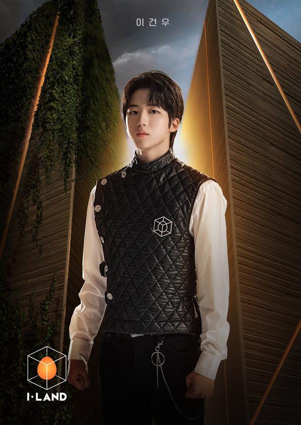 Cười sặc nước lời khuyên của Jin và Jungkook dành cho thí sinh I-LAND-2