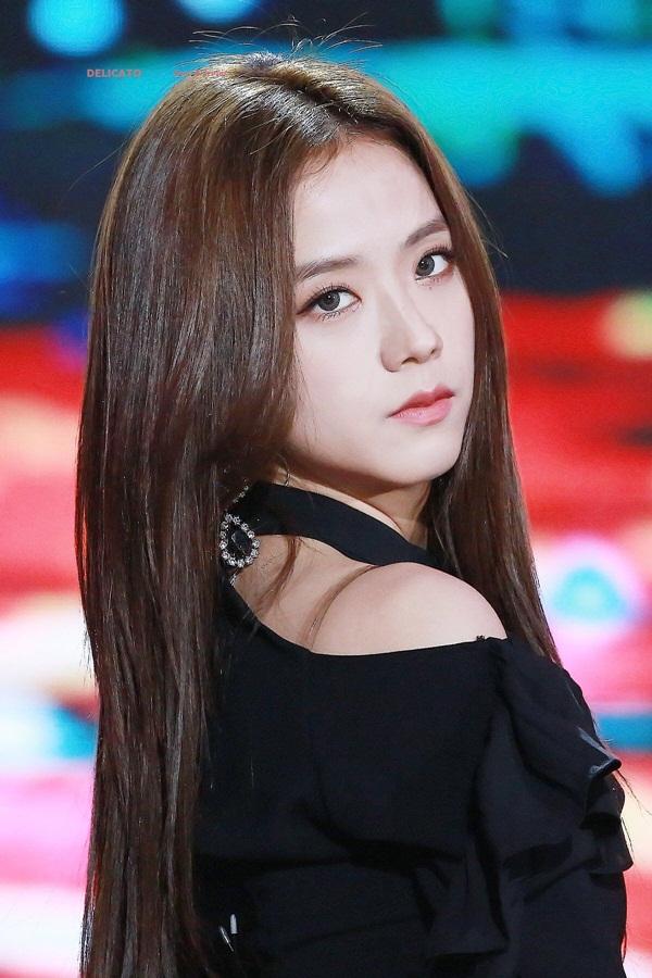 BLACKPINK Jisoo sẽ đóng vai nữ chính trong bộ phim truyền hình 