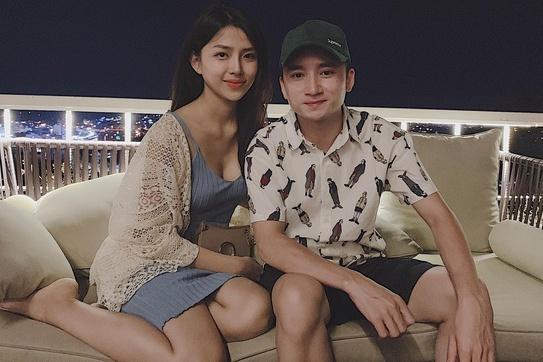 Bạn gái hotgirl sung sướng khi được Phan Mạnh Quỳnh tặng xe hơi bạc tỷ-4