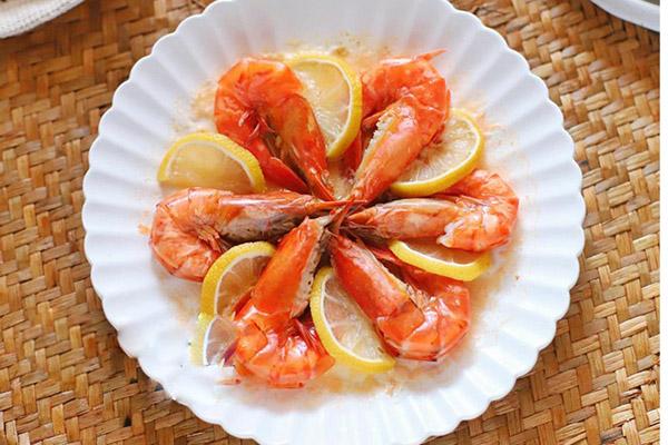 Làm theo các bước giúp tôm đông lạnh hấp mềm, tươi như đồ sống-5