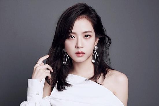 Ji Soo bị chê nhận 'phim rác' trong lần đầu đóng chính