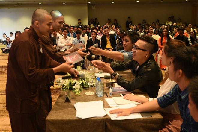 Gameshow Việt bị cắt sóng truyền hình vì gian dối khán giả, ngập cảnh phản cảm gây tranh cãi-4