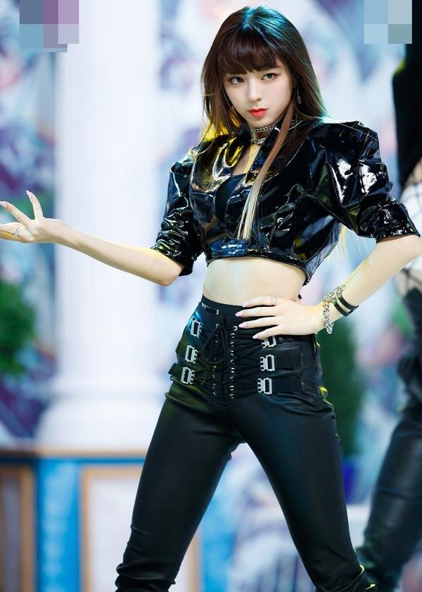 Những em út tài sắc vẹn toàn làng nhạc K-Pop debut ở tuổi 15-5