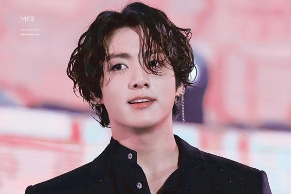 Loạt idol đình đám K-Pop bị đạo nhái trắng trợn bởi nghệ sĩ nước ngoài-18