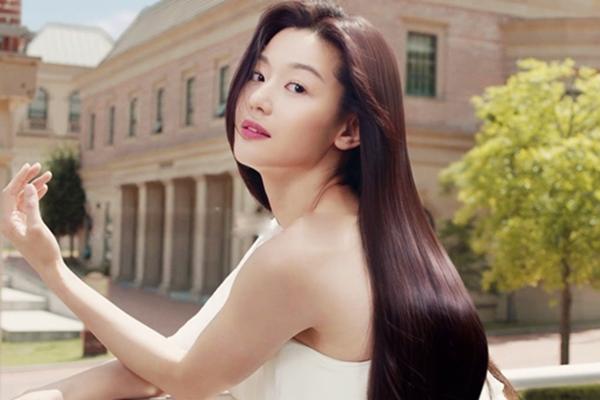 Choáng với khối tài sản tiêu cả đời không hết của Jun Ji Hyun-6