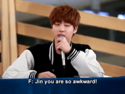 Những trò đùa ngớ ngẩn và vô duyên của fan khiến Idol tổn thương sâu sắc-8