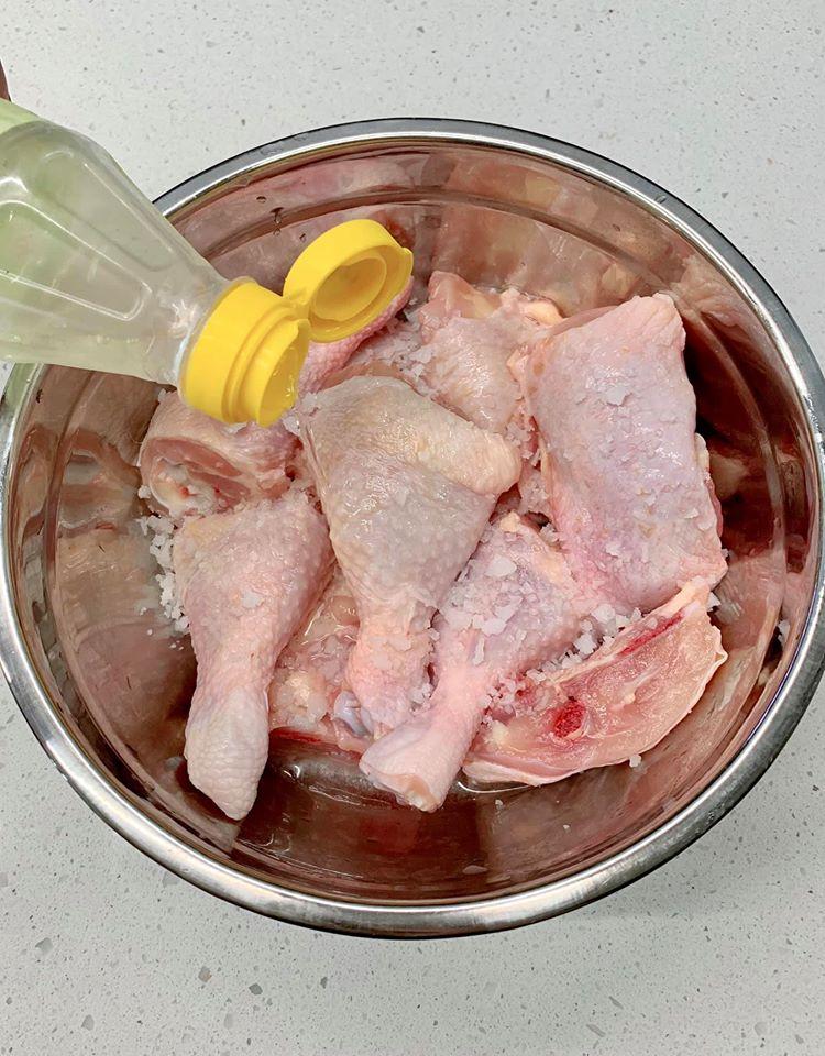 Nữ doanh nhân bật mí cách làm gà chiên mắm sả ớt, gợi ý từ Á đến Âu món ngon về gà ai cũng phát thèm-3