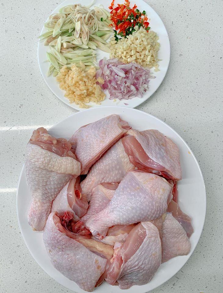 Nữ doanh nhân bật mí cách làm gà chiên mắm sả ớt, gợi ý từ Á đến Âu món ngon về gà ai cũng phát thèm-4