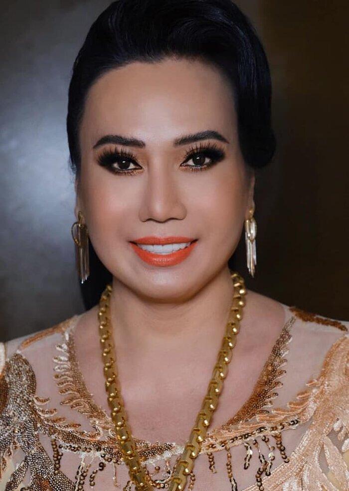 Cô Minh Hiếu khiến dân tình xôn xao khi công khai hình ảnh phẫu thuật thẩm mỹ-1