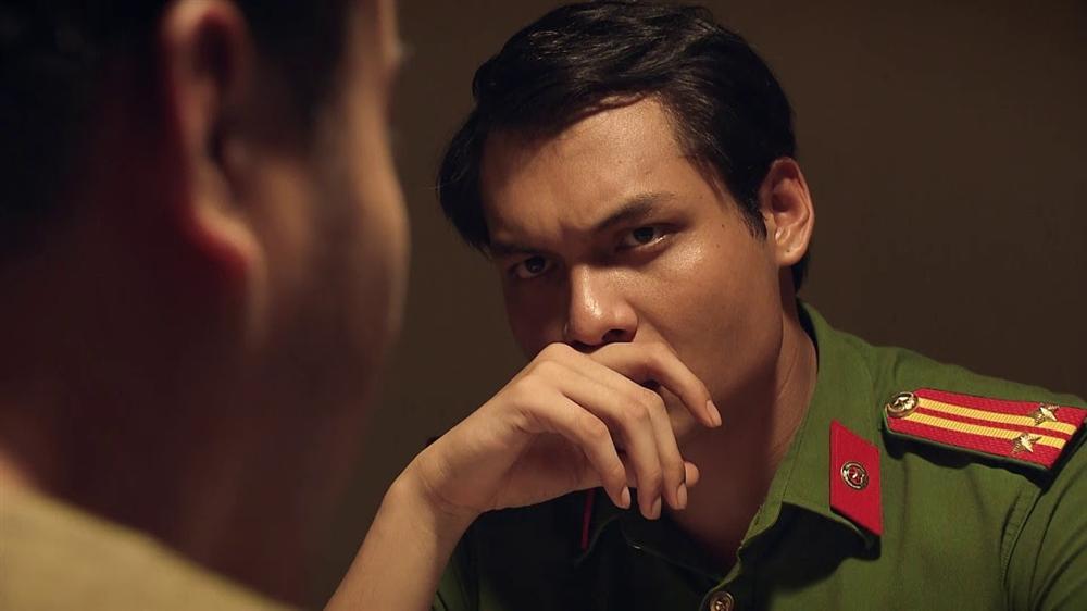 Diễn viên đóng vai công an khiến khán giả tưởng công an thật-3