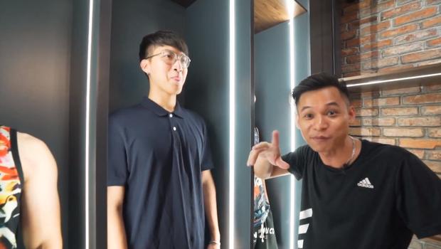 Độ Mixi khoe dinh thự 7 tầng chất phát ngất, livestream 242k người xem cùng lúc-14