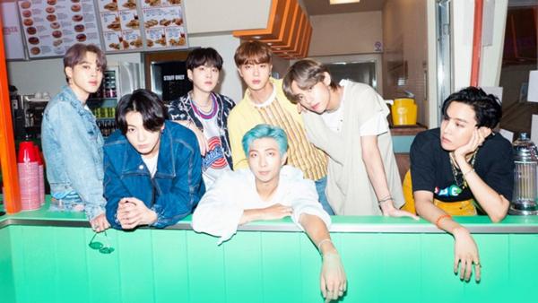 BTS gửi voice massage tới fan 1 ngày trước khi thả xích DYNAMITE-1