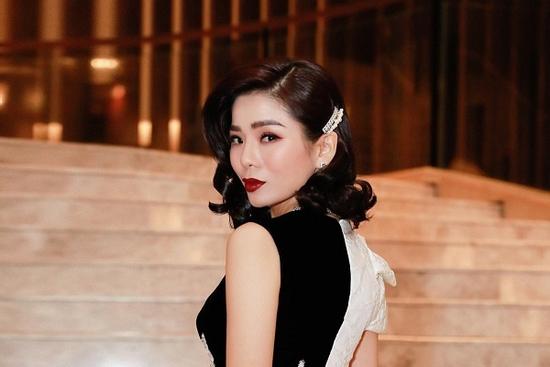 Lệ Quyên khiến dân mạng hết hồn: 'Con mặt dày trơ tráo không có cửa bám váy chị'