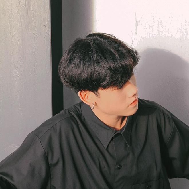 Danh tính các chàng trong nhóm bạn thân toàn trai đẹp đang náo loạn MXH-13