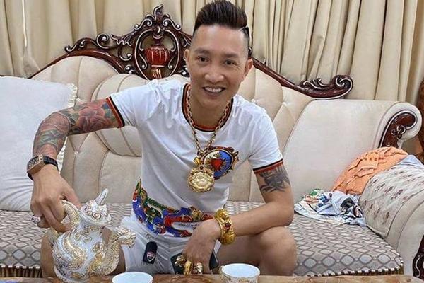 Bắt khẩn cấp giảng viên ĐH Tôn Đức Thắng-2