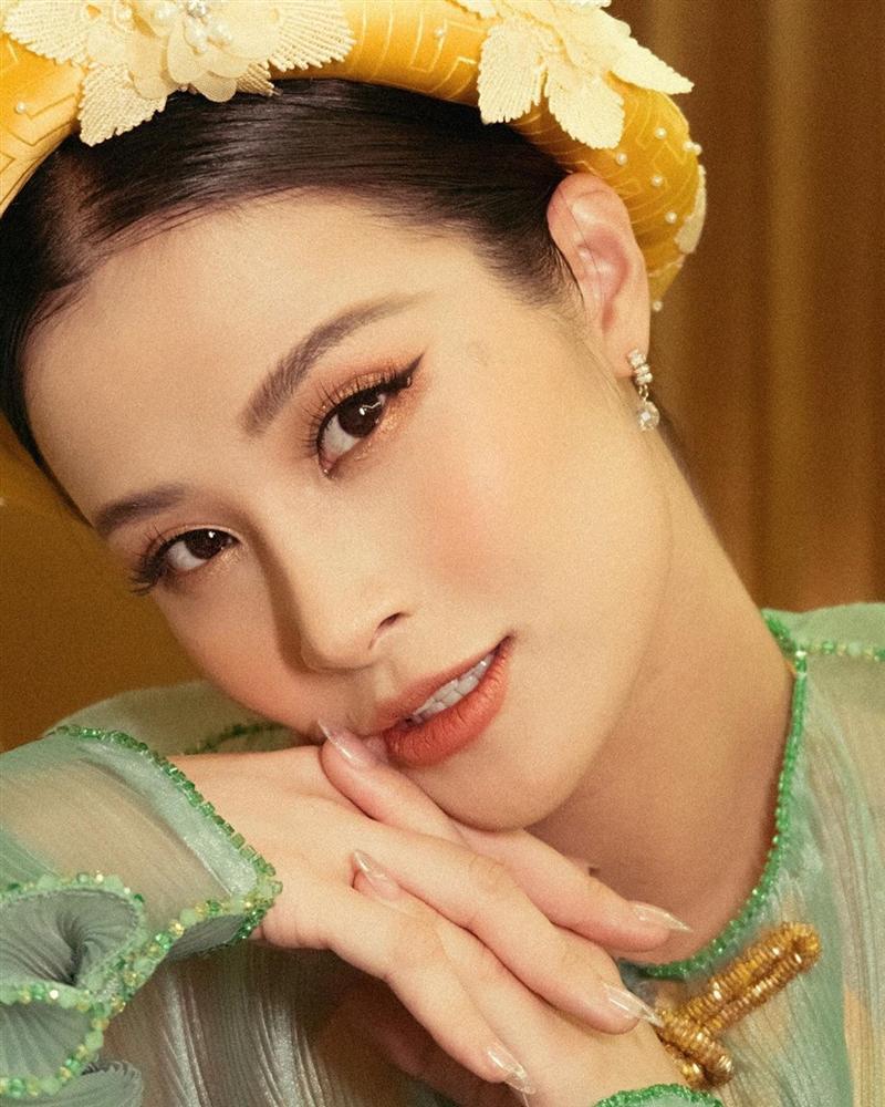 Mốt làm nail Dracula rợn người vì sao được hàng loạt celeb Việt mê mẩn?-2