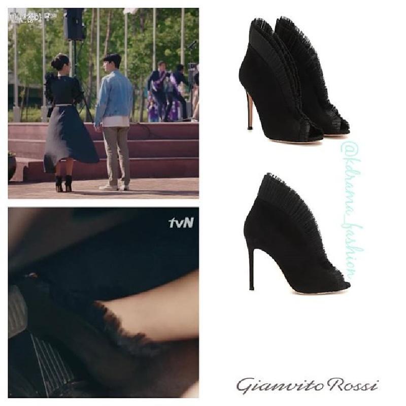 Top 5 đôi giày cao gót đắt đỏ nhất của Seo Ye Ji trong Điên thì có sao, đôi nào cũng xinh khiến chị em thích mê-13