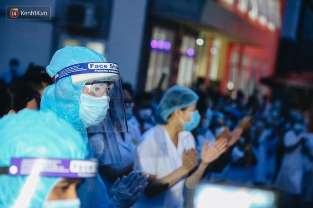 Bệnh viện E dỡ phong tỏa, hoạt động bình thường trở lại khi Bộ Y tế rút bệnh nhân 994 khỏi danh sách nhiễm Covid-19-8