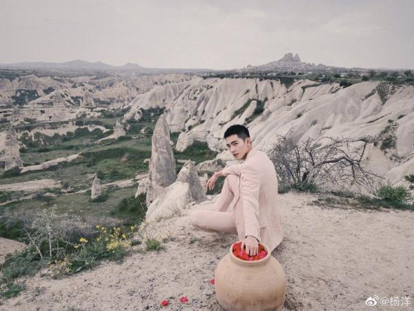 Sốc với hình ảnh mới nhất của Dương Dương trong show truyền hình-2