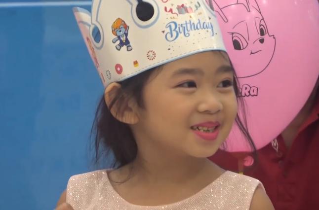 Con gái Mai Phương tròn 7 tuổi, bảo mẫu thay cố diễn viên thực hiện một lời hứa-3