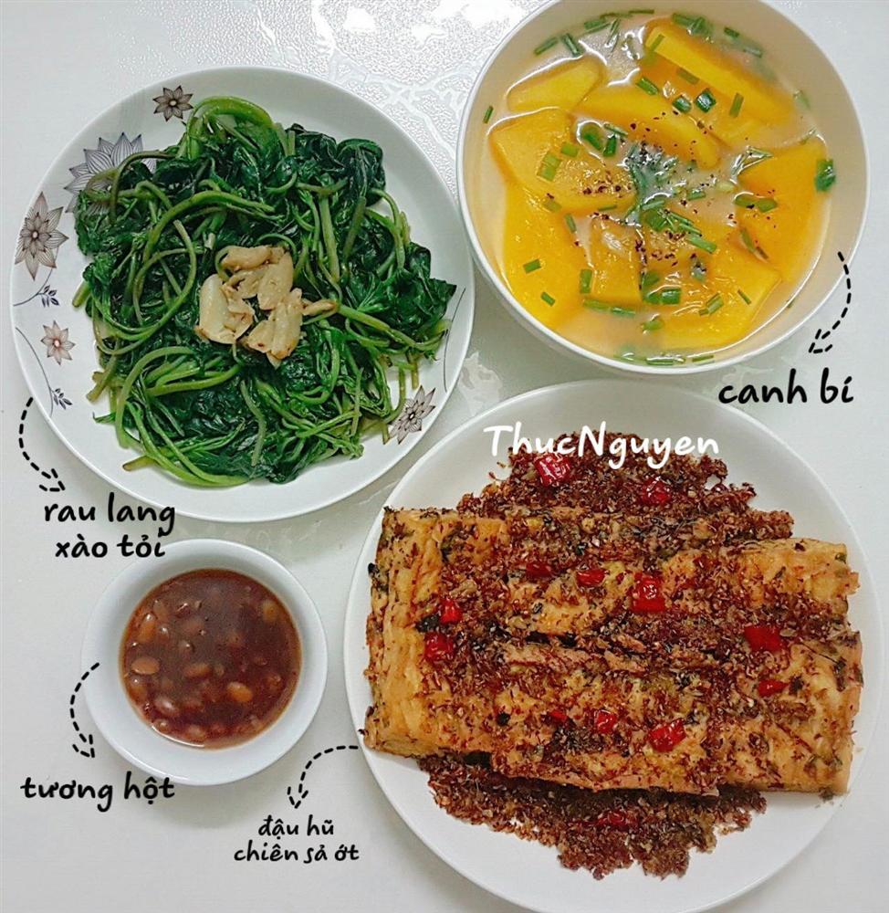 Thực đơn mâm cơm chay đủ đầy hương vị cho cả tháng 7 âm lịch, bất ngờ hơn là danh tính người nấu-6