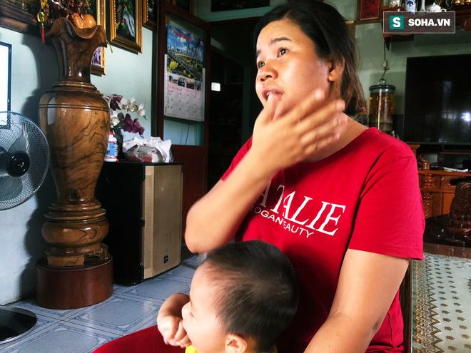 Người cứu 2 mẹ con vụ điện giật khi ngã xe: Vớt cô ấy lên, tôi chỉ biết khóc vì bất lực-2