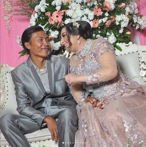 Cuộc sống sau 2 năm của cô gái ngoại quốc trốn gia đình lấy anh công nhân nghèo-4