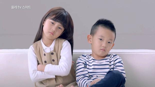 Sao nhí Bố ơi mình đi đâu thế xinh đẹp ngỡ ngàng ở tuổi 14-2