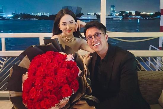 Hương Giang - Matt Liu kỷ niệm 2 tháng hẹn hò, không hề có chuyện chia tay