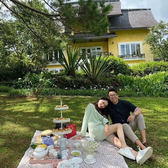 Hương Giang - Matt Liu kỷ niệm 2 tháng hẹn hò, không hề có chuyện chia tay-5