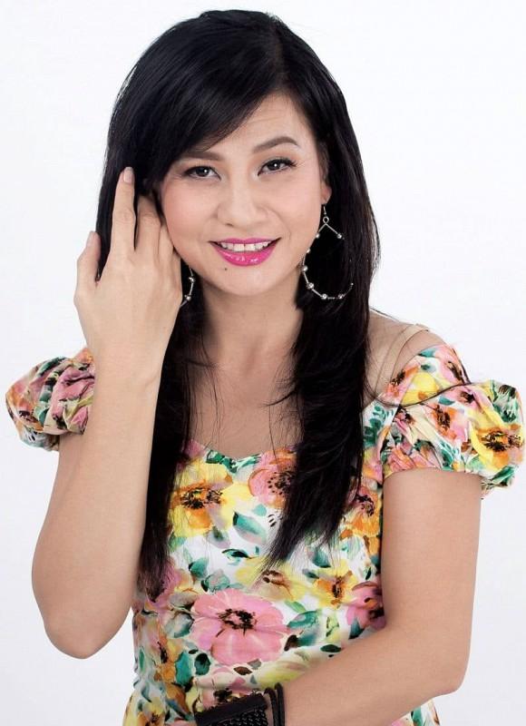 Cát Phượng hack cả chục tuổi với tóc mới nhưng lại để lộ đôi môi nứt nẻ hạn hán-5