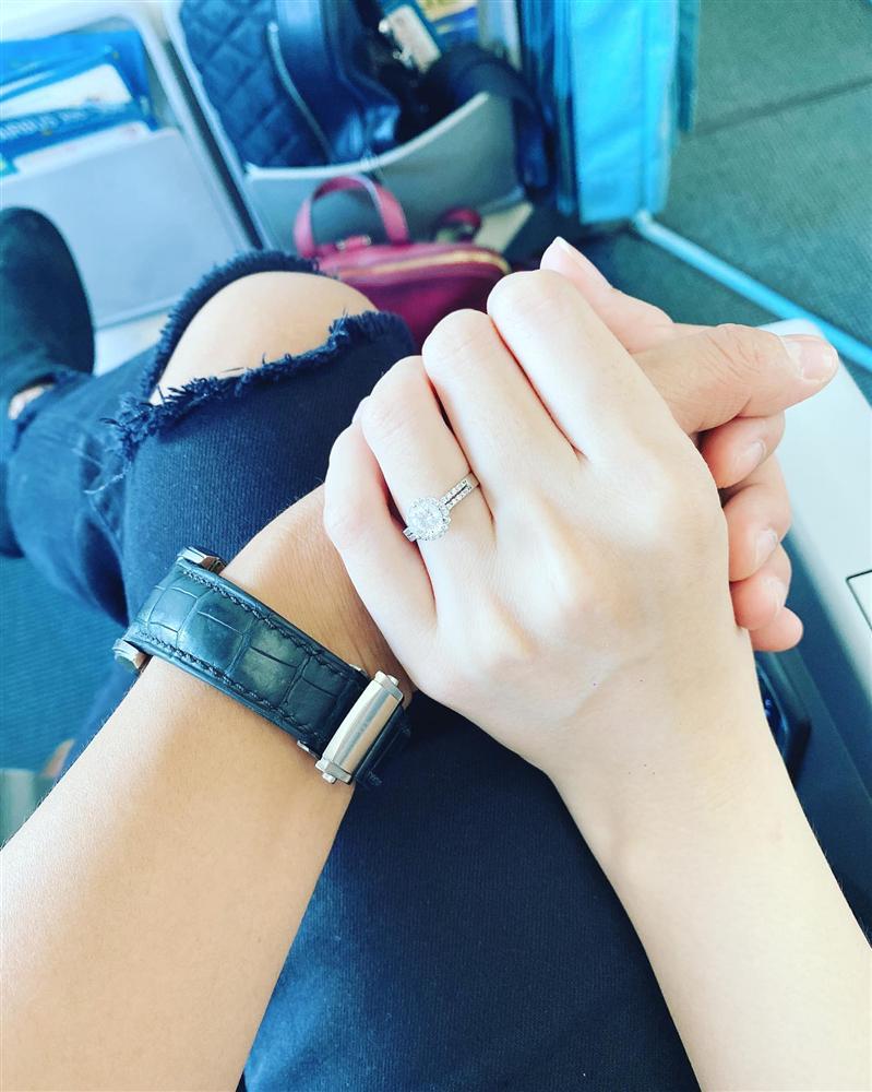 Hơn nửa năm chia tay, bạn trai thiếu gia của Nhật Lê khoe ảnh bên người mới, úp mở sắp lấy vợ-4