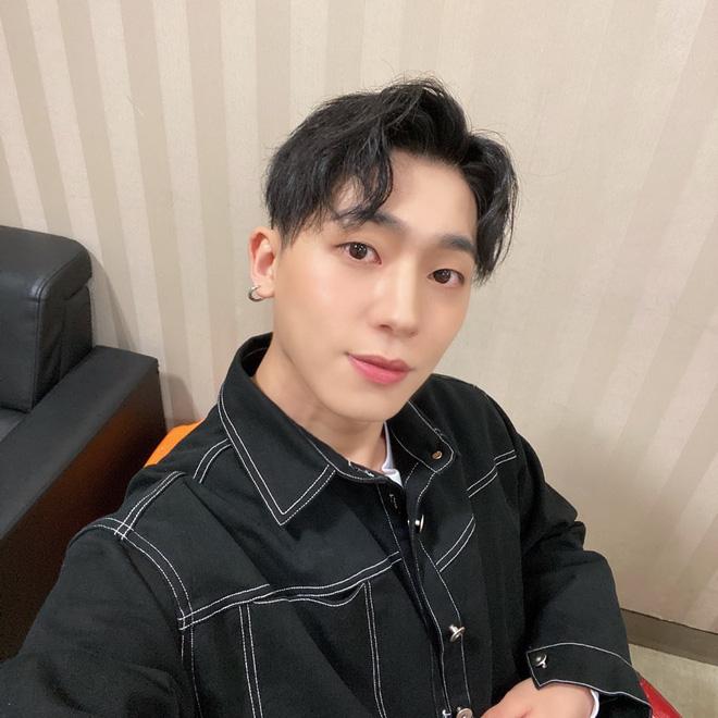 Được bố Bang của BTS viết nhạc cho mình, nhóm nam Gen 2 đình đám một thời thú nhận lời bài hát là rác rưởi-3