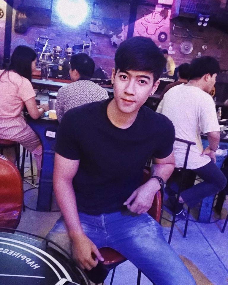 Anh chàng người Việt cực phẩm mới nổi trên Tiktok làm cảnh sát Hoàng gia Thái Lan kiêm giảng viên đại học-8