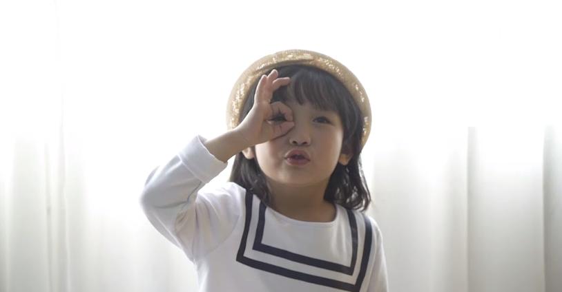 Xinh đẹp nhưng 3 mẫu nhí sống bê bối: nâng ngực khi 13 tuổi, người yêu đầu thành bố dượng-8