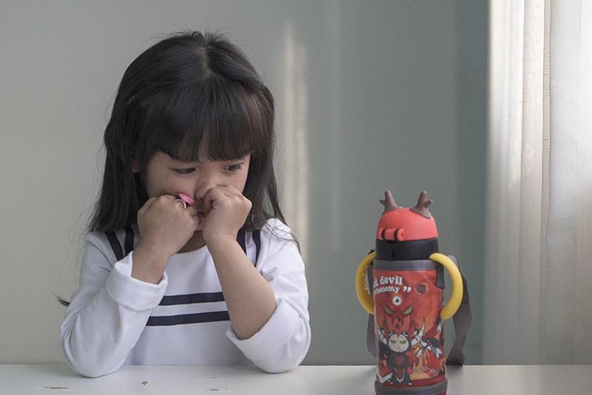 Xinh đẹp nhưng 3 mẫu nhí sống bê bối: nâng ngực khi 13 tuổi, người yêu đầu thành bố dượng-9