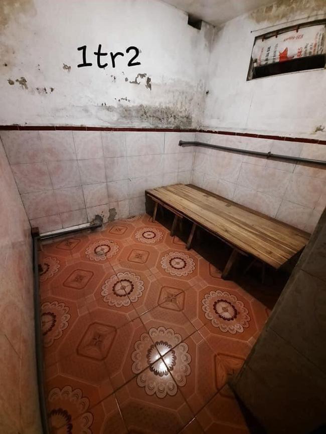 Căn phòng trọ tồi tàn được cho thuê giá bèo, dân mạng ai cũng lắc đầu ngao ngán vì thiết kế 20 năm trước giờ ai ngủ cho được?-1