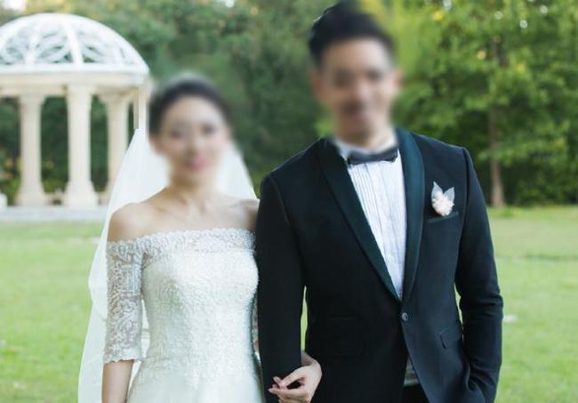 Vừa xong lễ ăn hỏi, cô dâu bất ngờ yêu cầu hủy hôn vì câu lỡ lời của chú rể trong lúc đi chọn nhẫn cưới-1