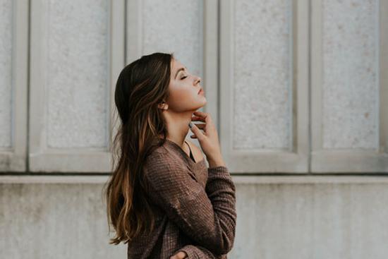 Các cô nàng hoàng đạo dù xinh đẹp, giàu có vẫn dễ bị cắm sừng, và đây là lý do