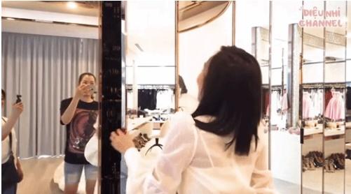 Diệu Nhi khui tủ đồ toàn hàng hiệu trong căn biệt thự 50 tỷ đồng của Ngọc Trinh-1