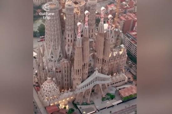 Vương cung thánh đường hơn 130 năm chưa xây xong